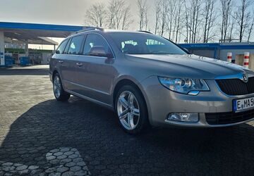 Skoda Superb 227.000 km 7.499 &euro; Essen 45276
