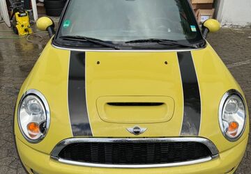 Mini Cooper S Cabrio 129.000 km 10.900 &euro; Mülheim 45478