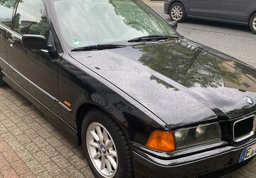 BMW 316 179.000 km 2.999 &euro; Essen 45134
