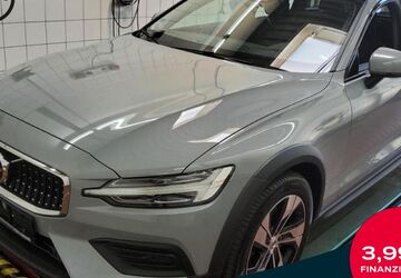 Volvo V60 Cross Country 33.046 km 37.850 &euro; Essen-Kray 45309
