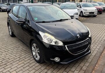 Peugeot 208 159.000 km 5.980 &euro; XANTEN 46509