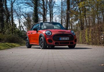 Mini John Cooper Works Cabrio 56.650 km 26.900 &euro; Krefeld 47807