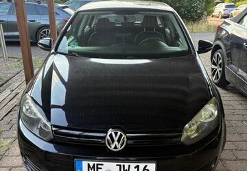 VW Golf 199.282 km 4.000 &euro; Dinslaken 46535