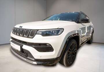 Jeep Compass 22.439 km 26.290 &euro; Gelsenkirchen 45881