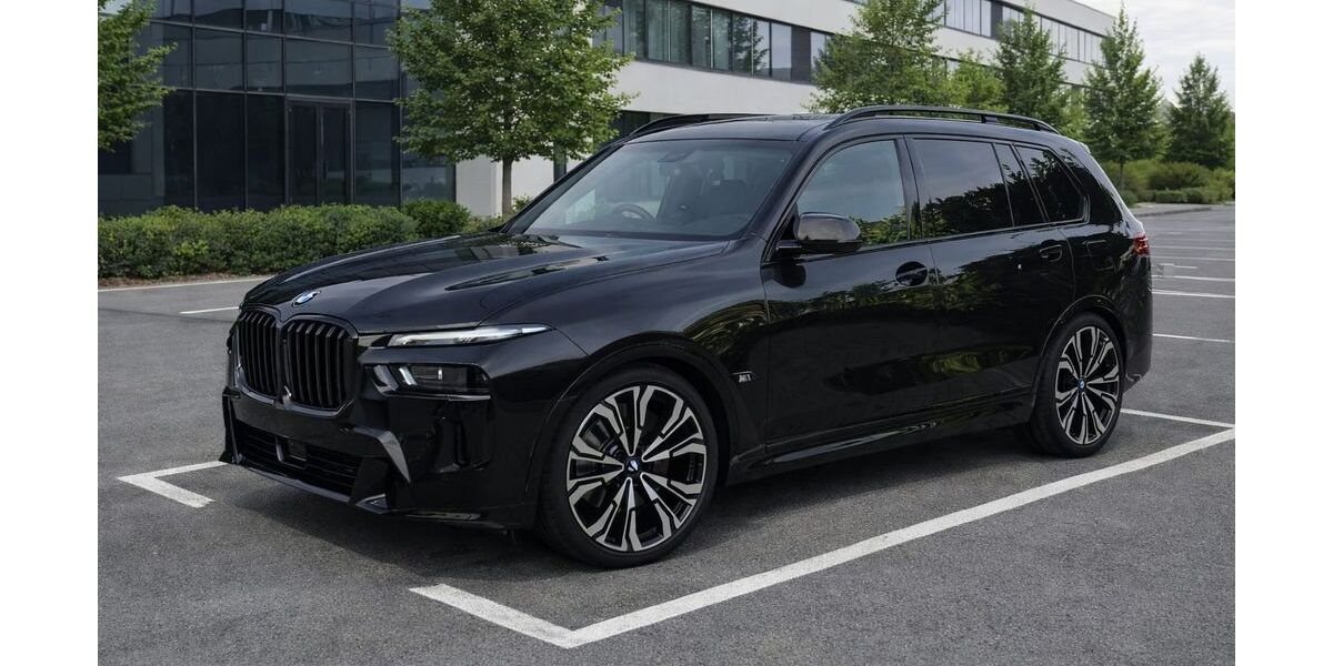 BMW X7 M60 5.500 km 121.900 &euro; Oberhausen 46047