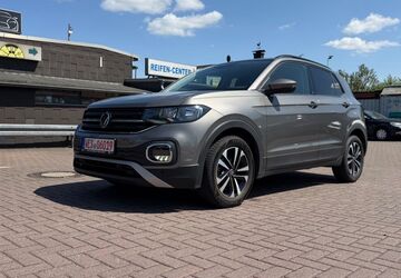 VW T-Cross 49.700 km 15.800 &euro; Dinslaken 46537