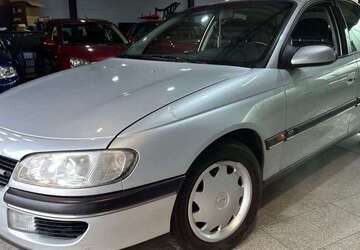 Opel Omega 90.000 km 2.490 &euro; Duisburg 47059