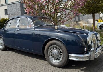 Jaguar Daimler 75.000 km 24.900 &euro; Essen 45356