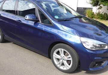 BMW 218 Active Tourer 131.800 km 9.990 &euro; Xanten 46509