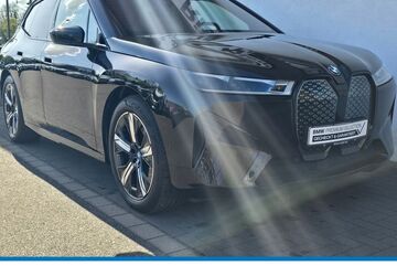 BMW iX 37.899 km 40.890 &euro; Dinslaken 46535