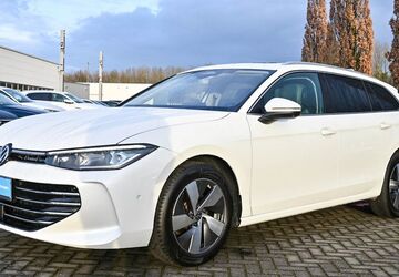 VW Passat Variant 18.570 km 37.850 &euro; Duisburg 47178