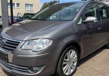 VW Touran 230.000 km 2.850 &euro; Essen 45355