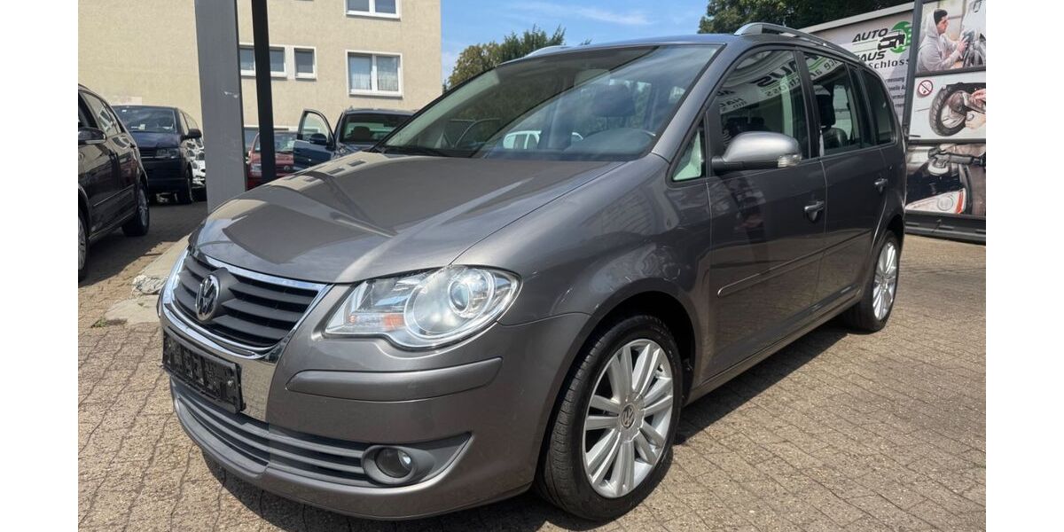 VW Touran 230.000 km 2.850 &euro; Essen 45355