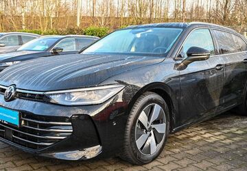 VW Passat Variant 26.490 km 33.950 &euro; Duisburg 47178