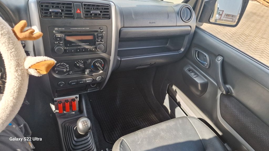 Suzuki Jimny 138.000 km 9.600 &euro; Rheinberg 47495