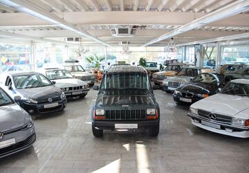 Jeep Cherokee 275.000 km 5.990 &euro; Essen 45356