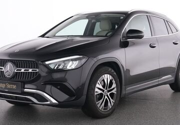 Mercedes-Benz GLA 180 12.411 km 36.999 &euro; Essen 45309
