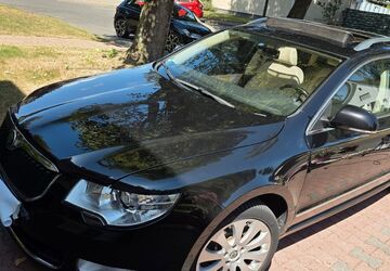 Skoda Superb 203.600 km 4.900 &euro; Gelsenkirchen 45896