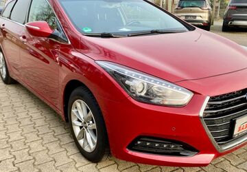 Hyundai i40 145.210 km 8.999 &euro; Moers 47445