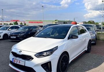 Kia ceed / Ceed 86.000 km 18.100 &euro; Dinslaken 46539