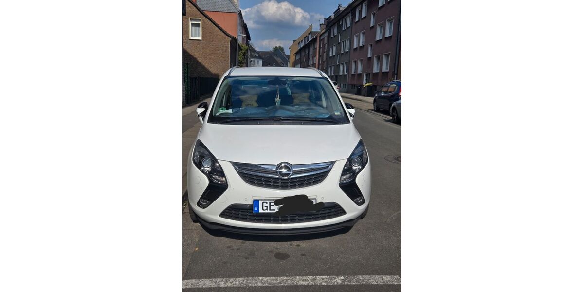 Opel Zafira Tourer 61.000 km 15.650 &euro; Gelsenkirchen 45899