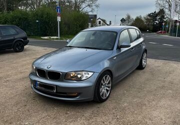 BMW 120 213.000 km 3.999 &euro; Krefeld 47798