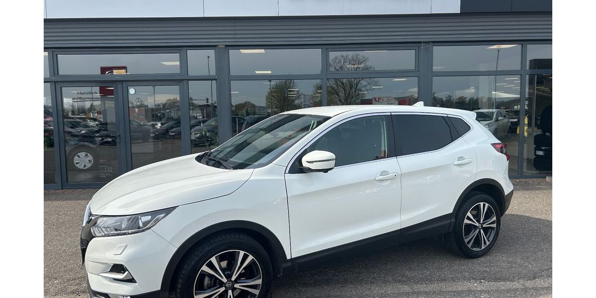 Nissan Qashqai 47.150 km 20.970 &euro; Wesel 46485