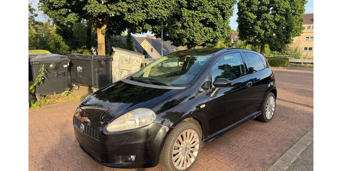 Fiat Grande Punto 185.620 km 1.650 &euro; Essen 45355