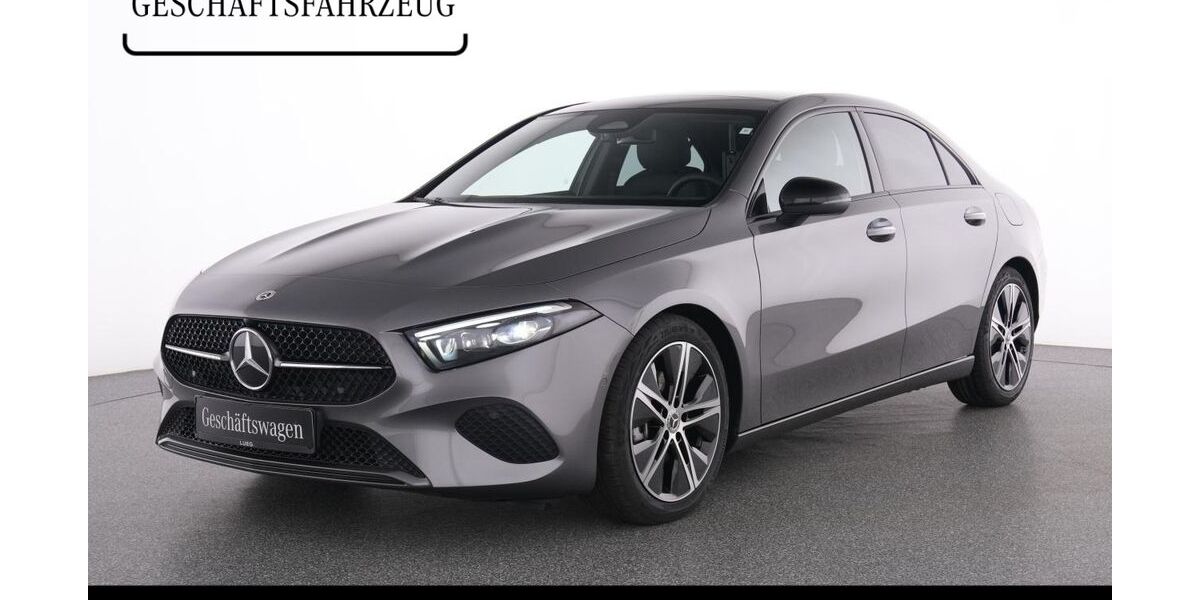 Mercedes-Benz A 180 3.688 km 32.995 &euro; Essen 45309