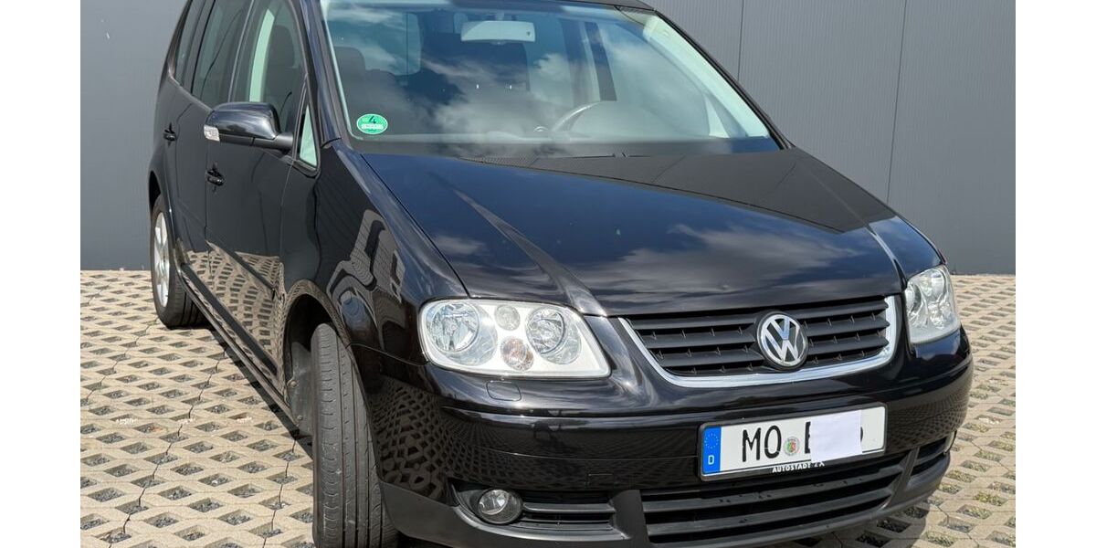 VW Touran 279.200 km 1.950 &euro; Rheinberg 47495