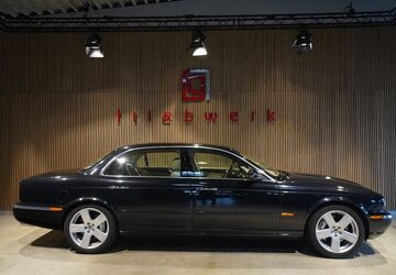 Jaguar XJR 48.500 km 39.941 &euro; Duisburg 47228