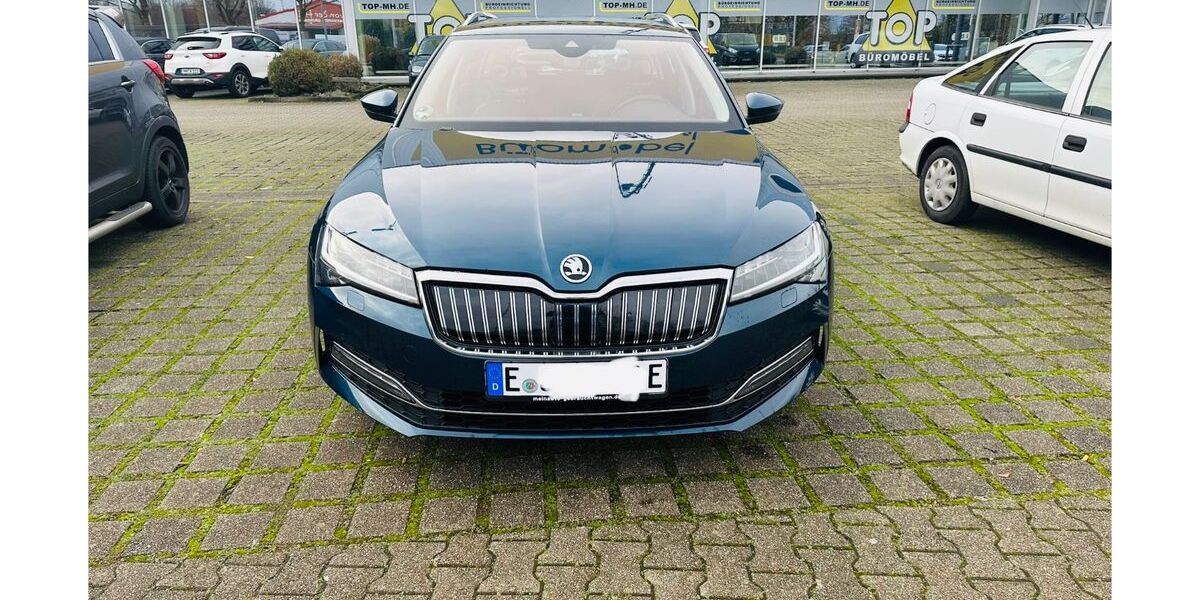 Skoda Superb 52.000 km 22.200 &euro; Essen 45147