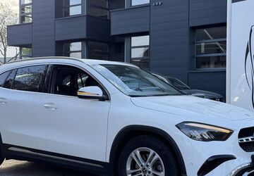 Mercedes-Benz GLA 200 51.000 km 32.950 &euro; Krefeld 47805