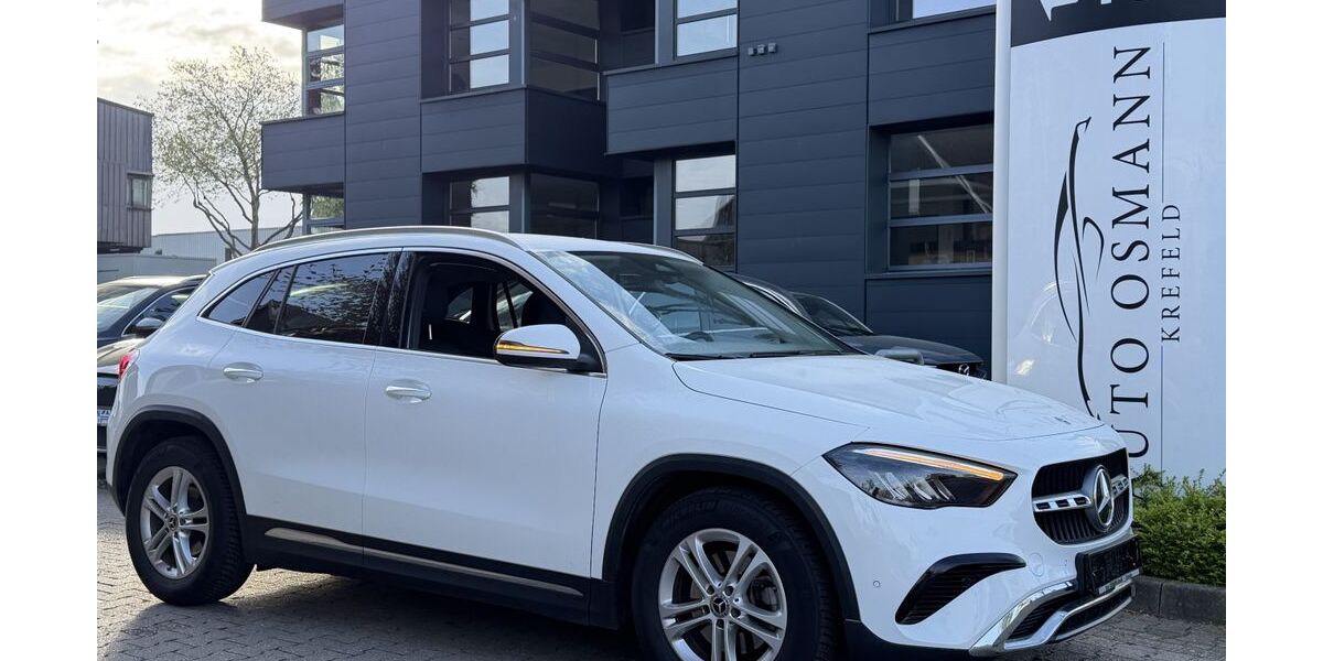 Mercedes-Benz GLA 200 51.000 km 32.950 &euro; Krefeld 47805