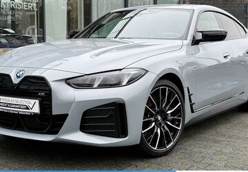 BMW i4 24.306 km 53.950 &euro; Mülheim 45472