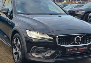 Volvo V60 Cross Country 158.900 km 22.990 &euro; Essen 45141
