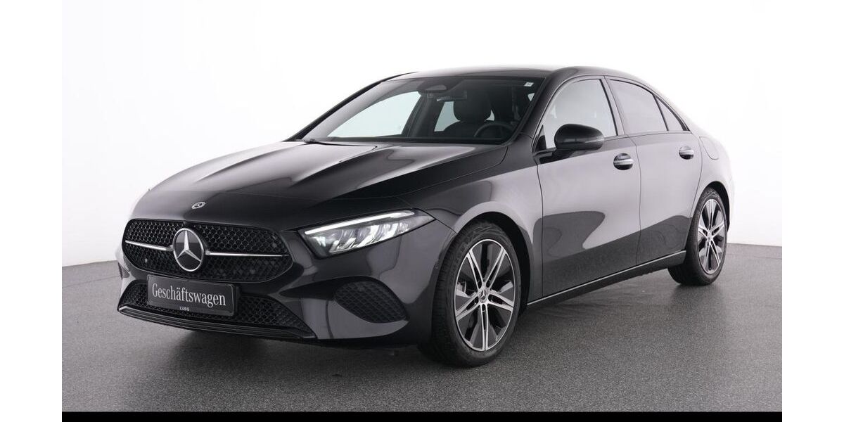 Mercedes-Benz A 180 3.500 km 34.510 &euro; Essen 45309