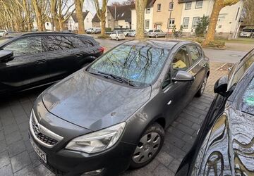 Opel Astra 178.000 km 3.300 &euro; Bottrop 46240