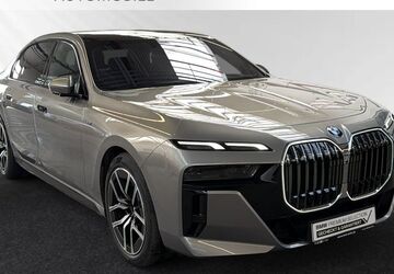 BMW 740 24.900 km 92.666 &euro; Moers 47441