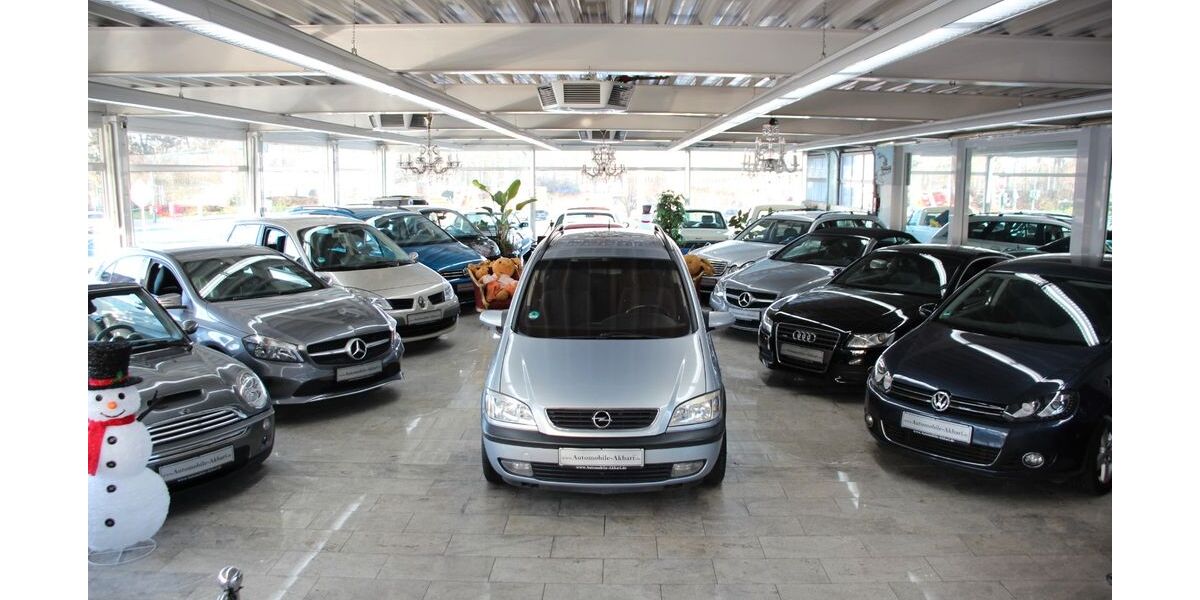 Opel Zafira 200.000 km 1.990 &euro; Essen 45356