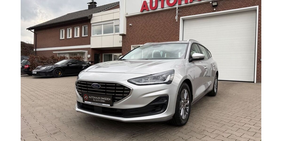 Ford Focus 50.000 km 16.950 &euro; Hamminkeln 46499