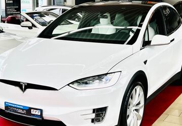 Tesla Model X 125.000 km 34.999 &euro; Essen 45326