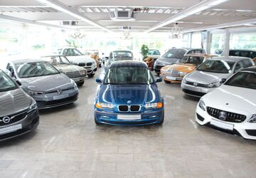 BMW 318 95.000 km 4.850 &euro; Essen 45356