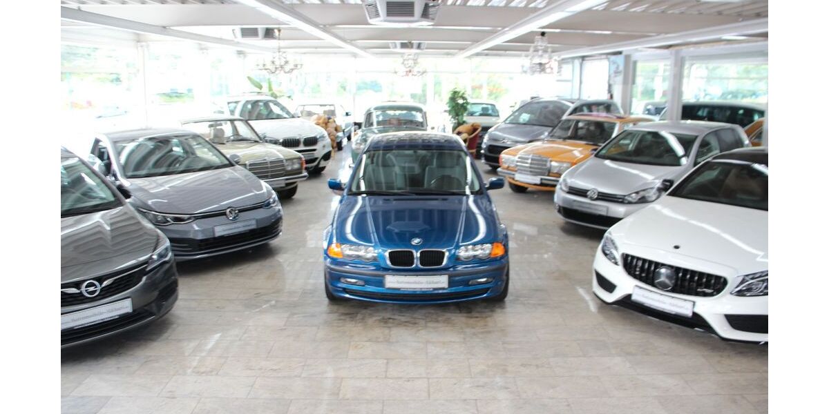 BMW 318 95.000 km 4.850 &euro; Essen 45356