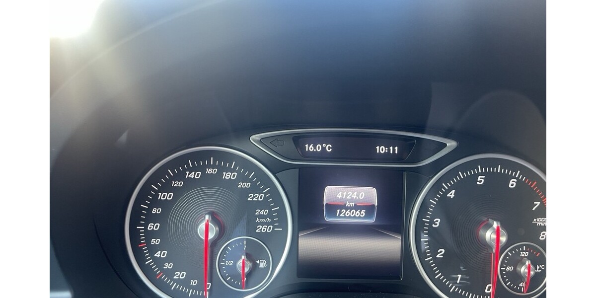 Mercedes-Benz A 180 126.065 km 14.900 &euro; Geldern 47608