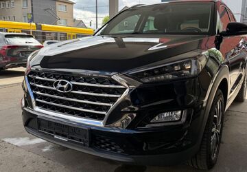 Hyundai TUCSON 82.000 km 14.990 &euro; Mülheim/Ruhr 45475