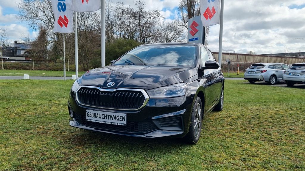 Skoda Fabia 33.200 km 16.950 &euro; Duisburg 47167