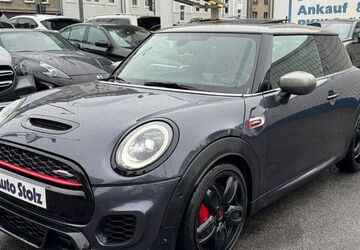 Mini Cooper S 3.076 km 29.850 &euro; Oberhausen 46045