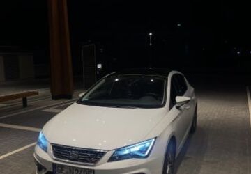 Seat Leon 98.000 km 16.700 &euro; Gelsenkirchen 45896