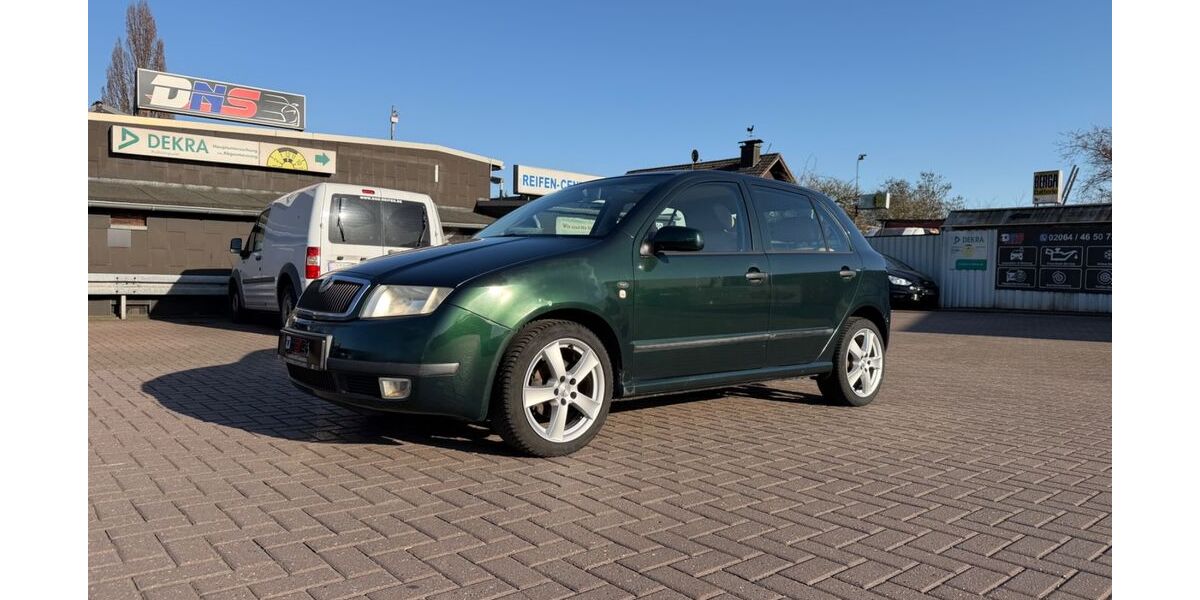 Skoda Fabia 94.250 km 3.990 &euro; Dinslaken 46537